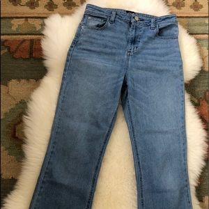 BDG Kickflare HighRise Cropped Jeans Size 28